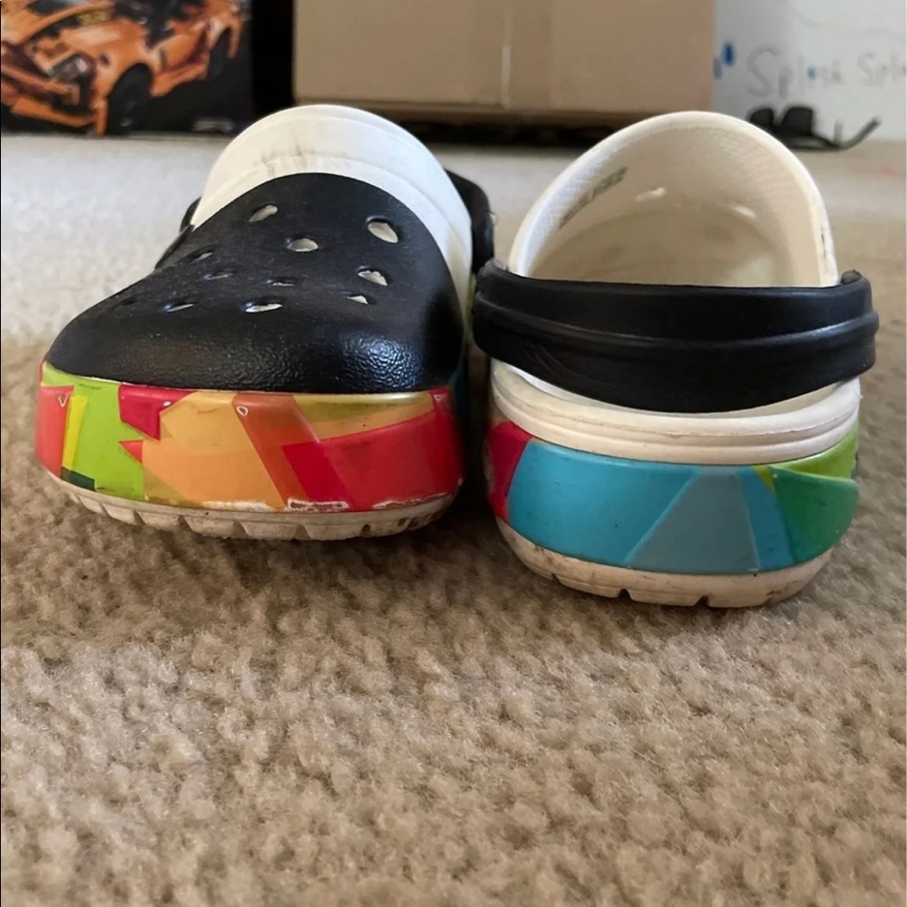 Crocs - Picture 2 of 5